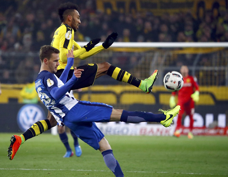 多特蒙德训练开放日;集结日调整名单引欢呼;德国杯在即;心理建设被强调的简单介绍九游会棋牌游戏